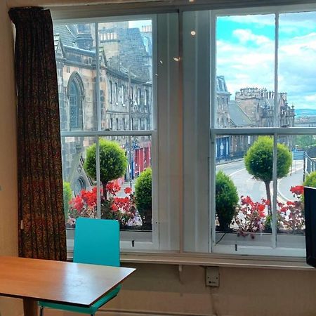 Royal Mile Apartment, 1 Minute From The Castle. إدنبرة المظهر الخارجي الصورة