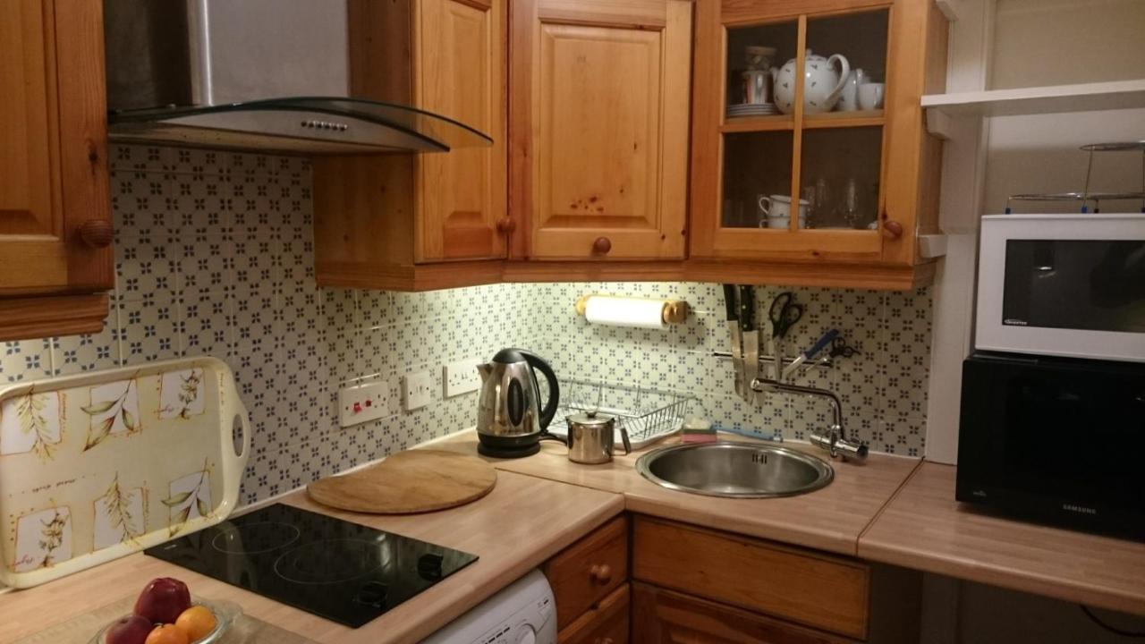 Royal Mile Apartment, 1 Minute From The Castle. إدنبرة المظهر الخارجي الصورة